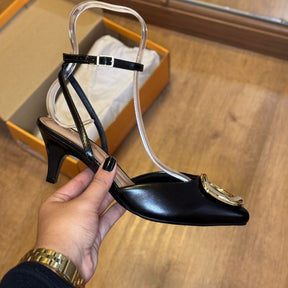 Scarpin Beira Rio Bico Fino Detalhe Dourado 4076.1320