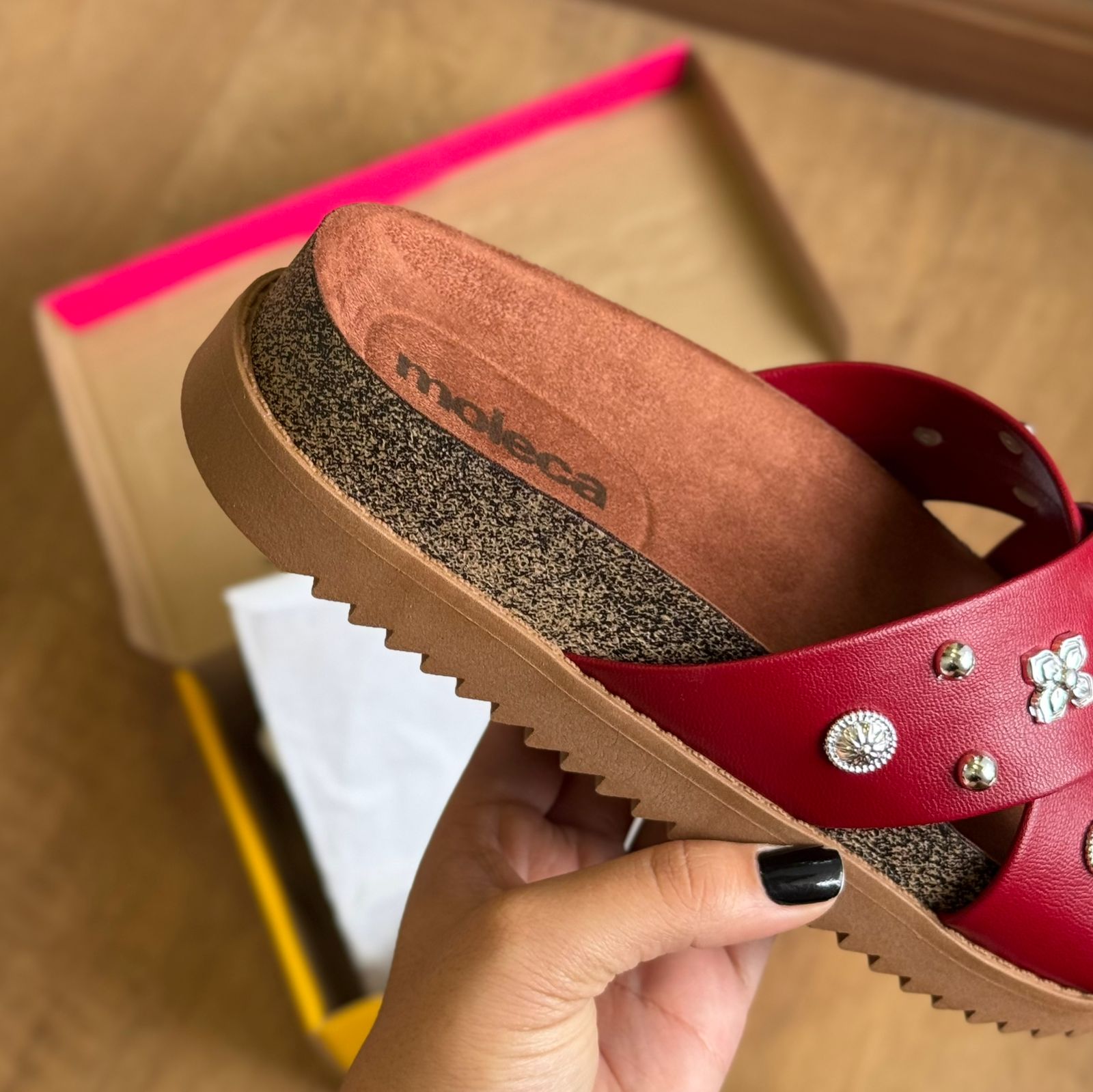 Sandália Papete Moleca em X Pedrarias 5500.112