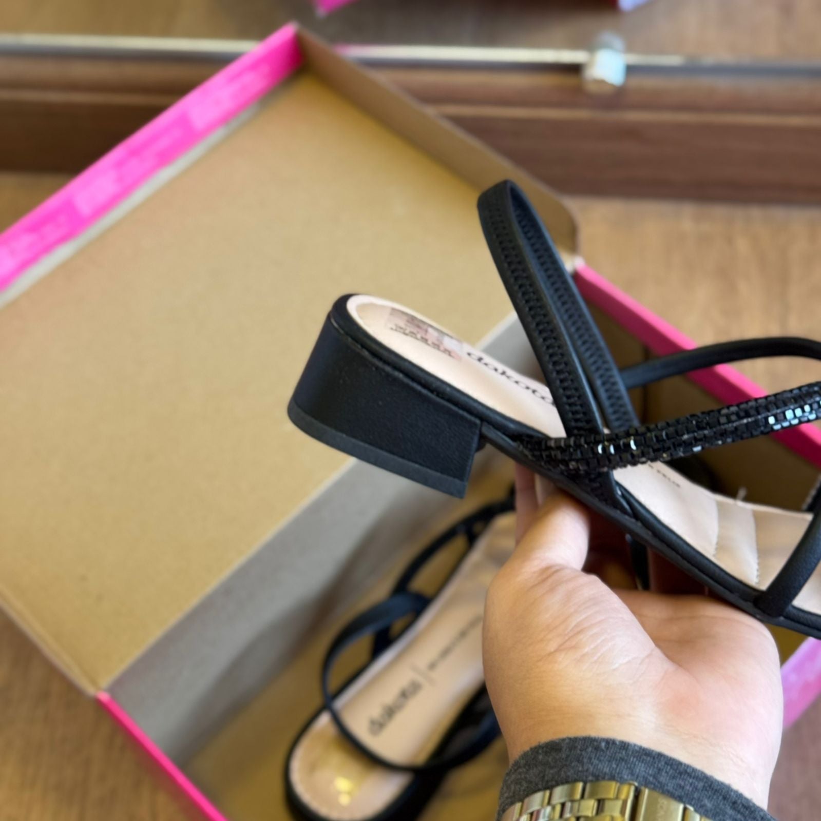 Sandália Dakota Salto Baixo Y7288