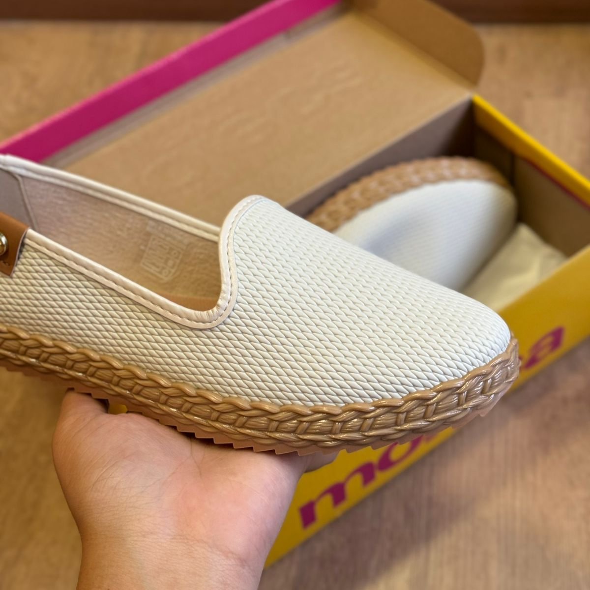 Sapatilha Moleca Camurça 5696.304