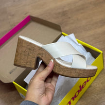 Tamanco Moleca Tiras Cruzadas Natural 5549.100