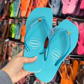 Havaianas Slim Square Glitter Neon + Pin Tucano e Coqueiro