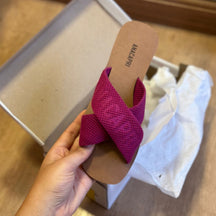 Sandália Ana Capri Salto Rasteiro Tecido C30244008