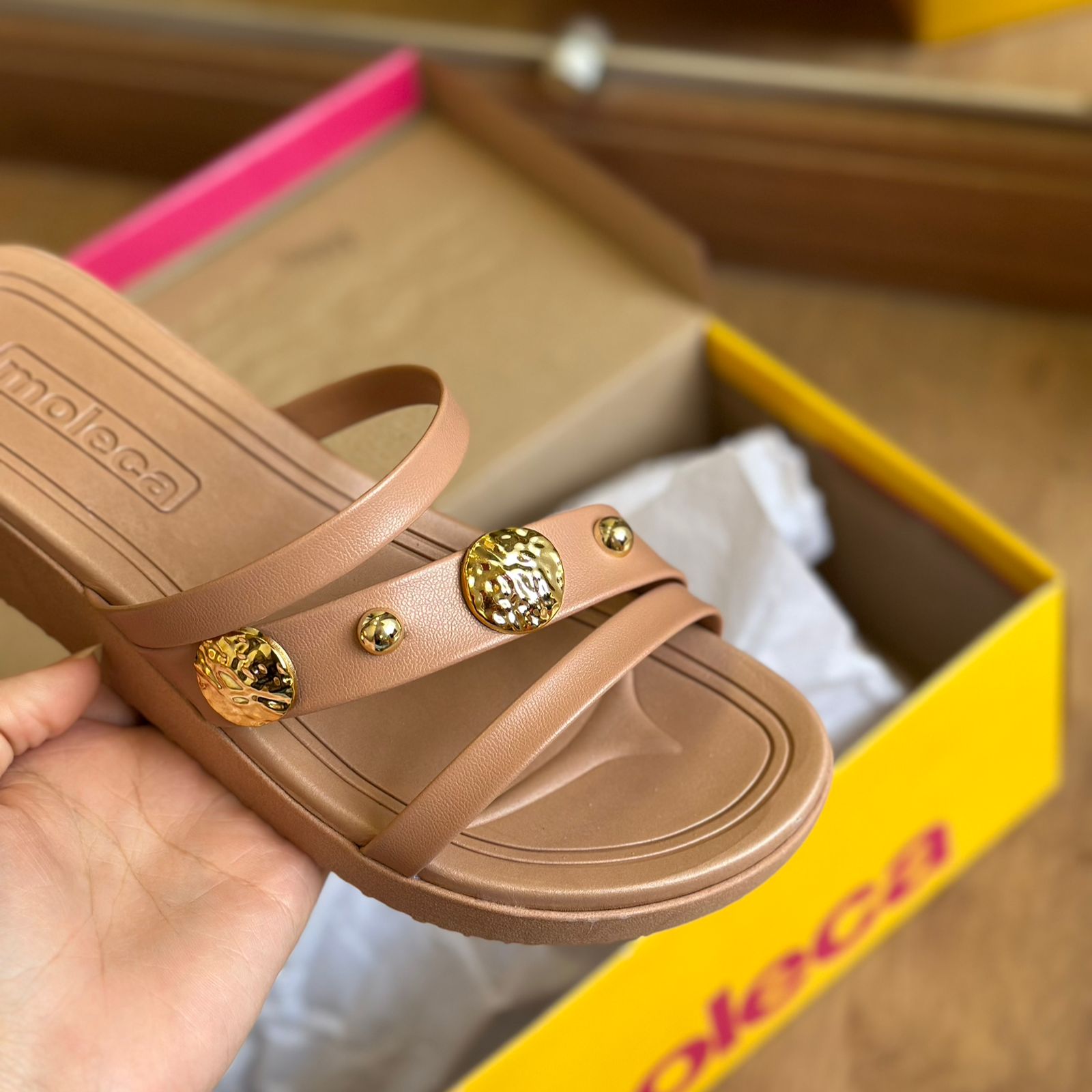 Sandália Moleca Anabela Detalhe Pedrarias 5508.102