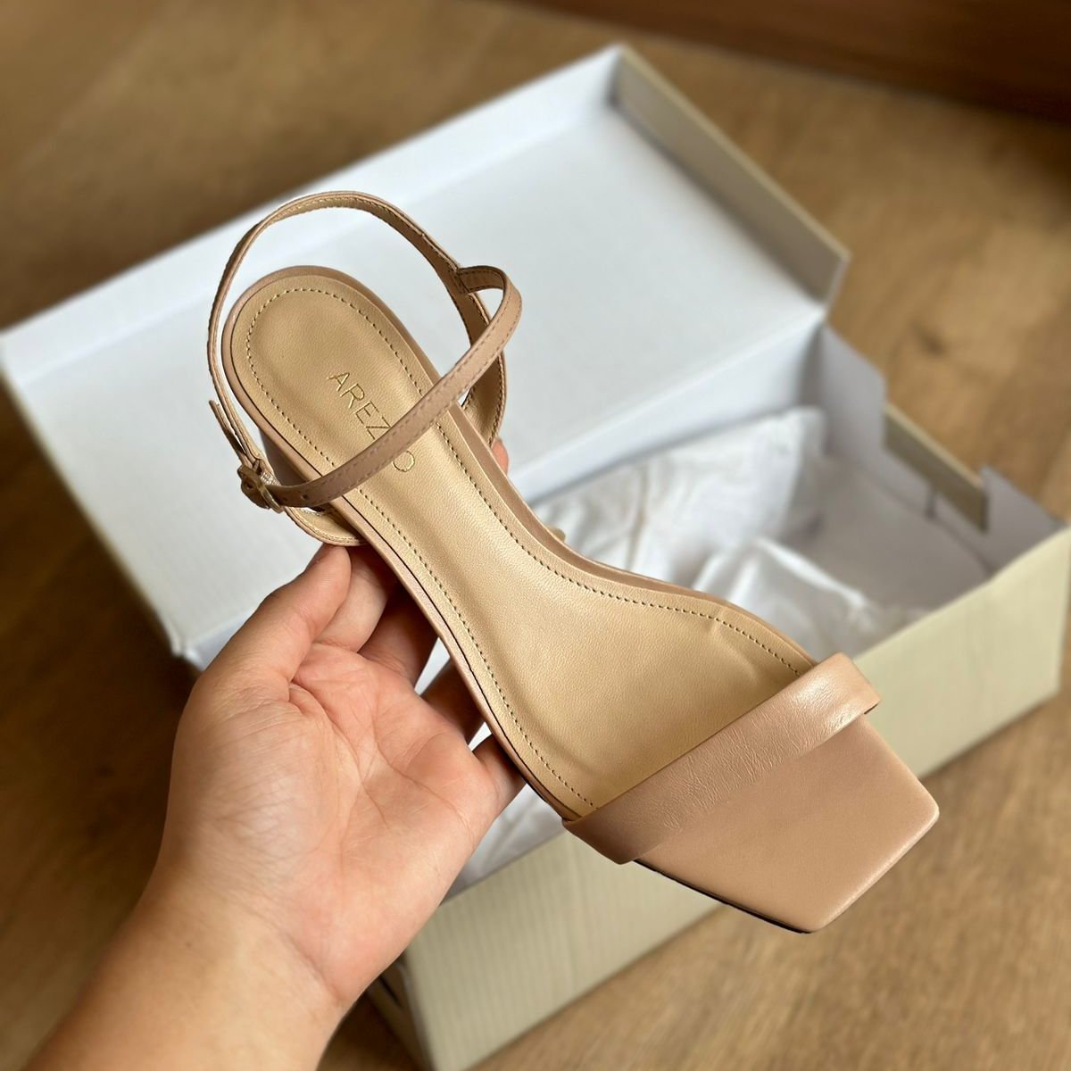 Sandália Arezzo  Couro Bloco  A119690006