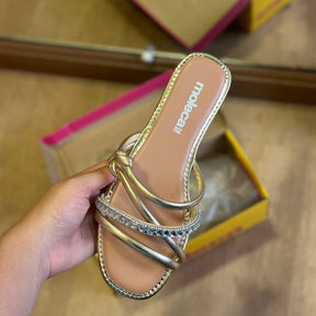 Sandália Moleca Metalizada Tiras Brilhosas 5435.547