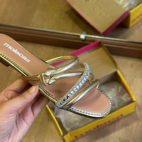 Sandália Moleca Metalizada Tiras Brilhosas 5435.547