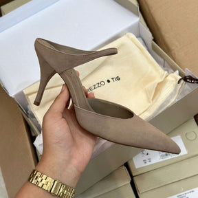 Sandália Arezzo + TIG Salto Fino Camurça A134110004