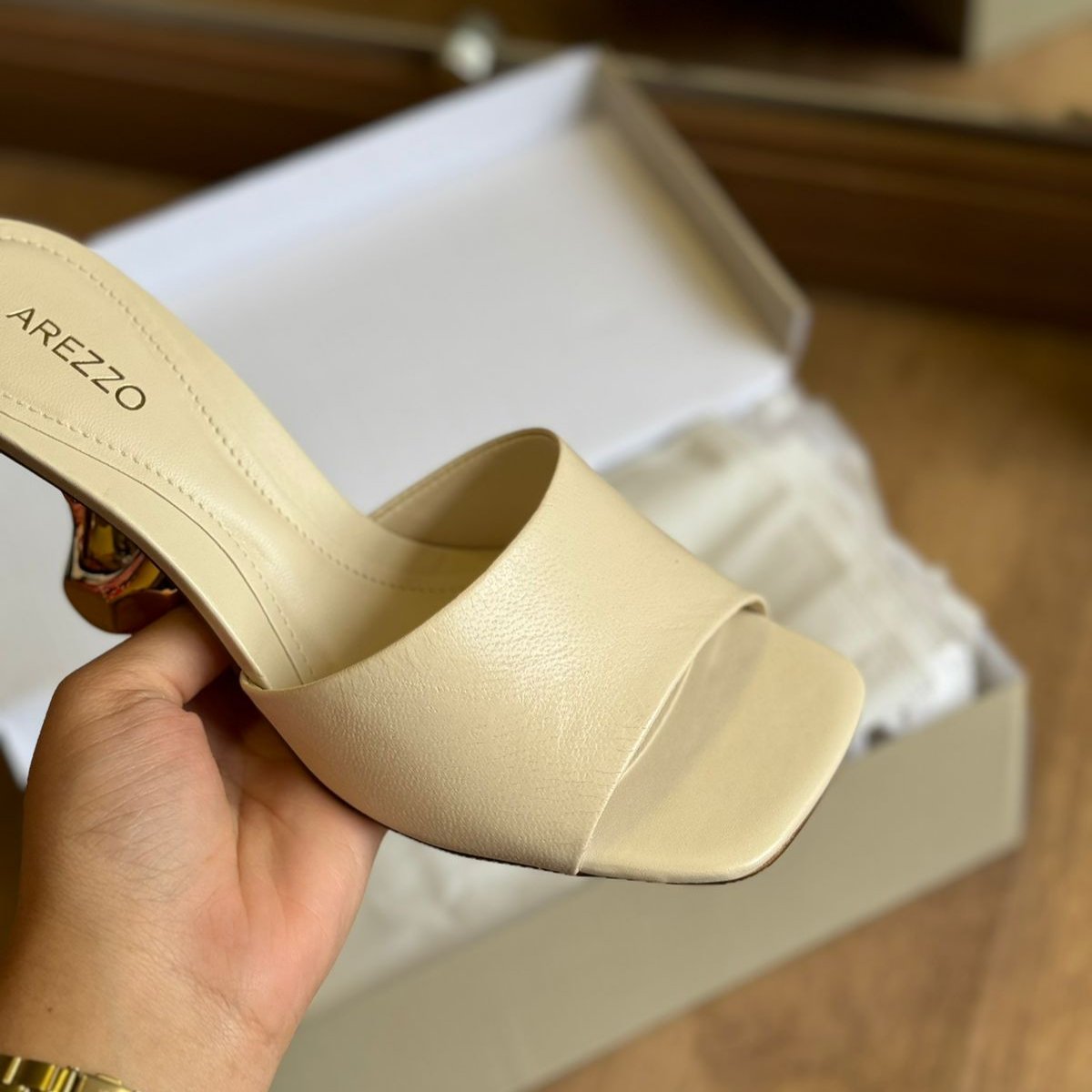 Mule Arezzo Couro Salto Geométrico A130780002