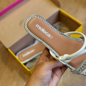 Sandália Moleca Metalizada Tiras Brilhosas 5435.547