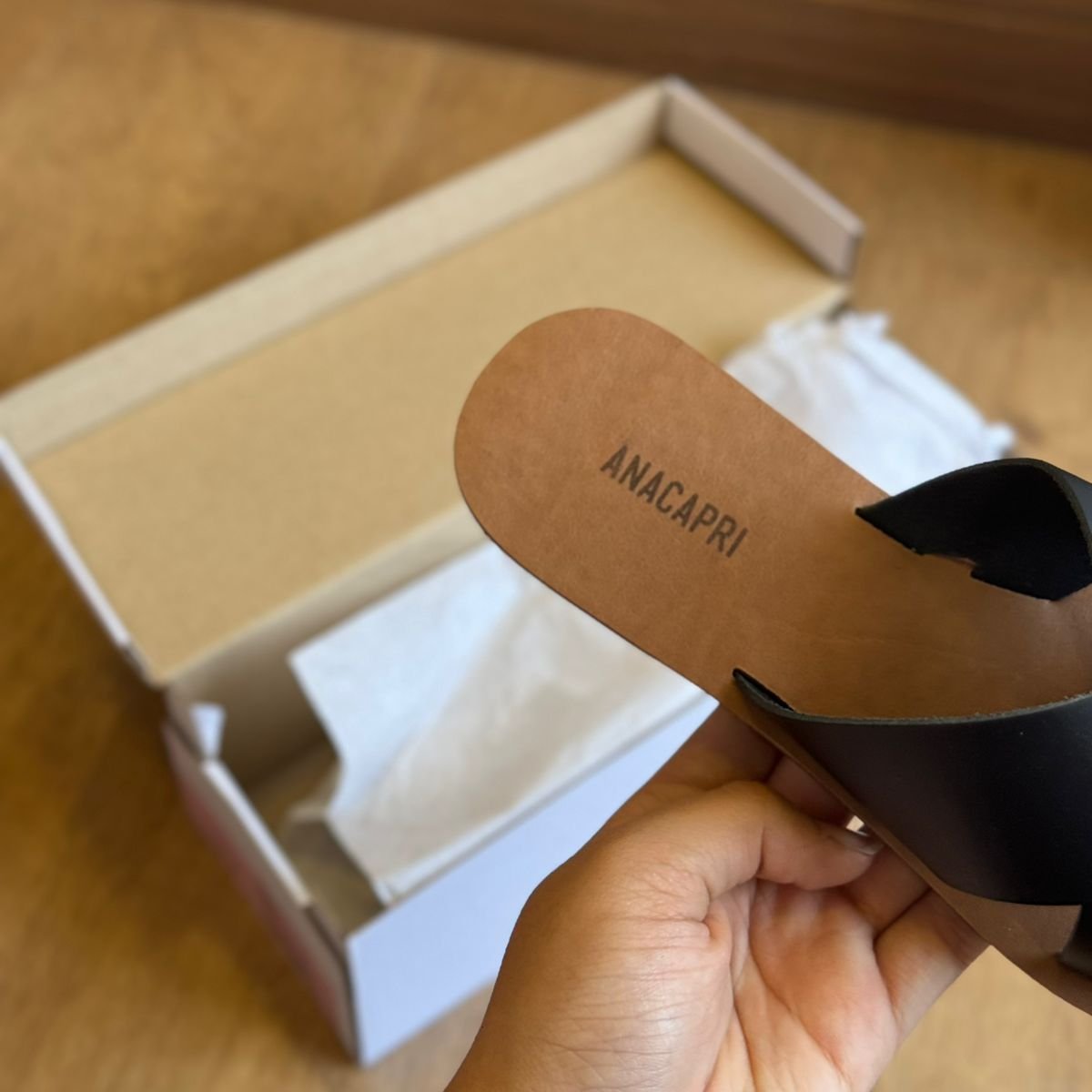 Rasteira Ana Capri Tiras Cruzadas C300140004