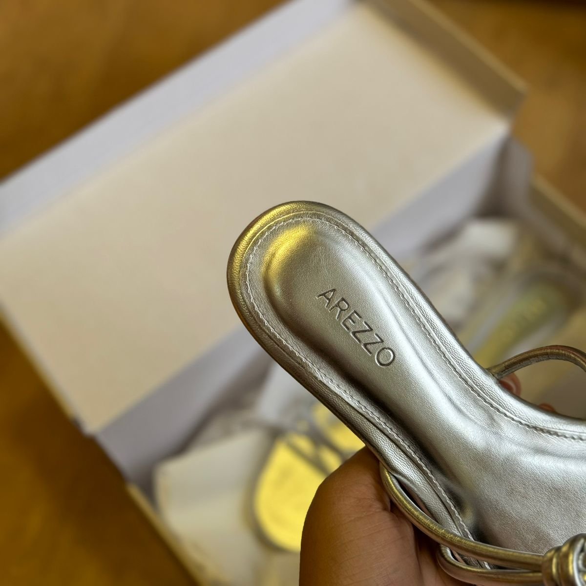 Rasteira Arezzo Bico Redondo Tiras Nós A044850666