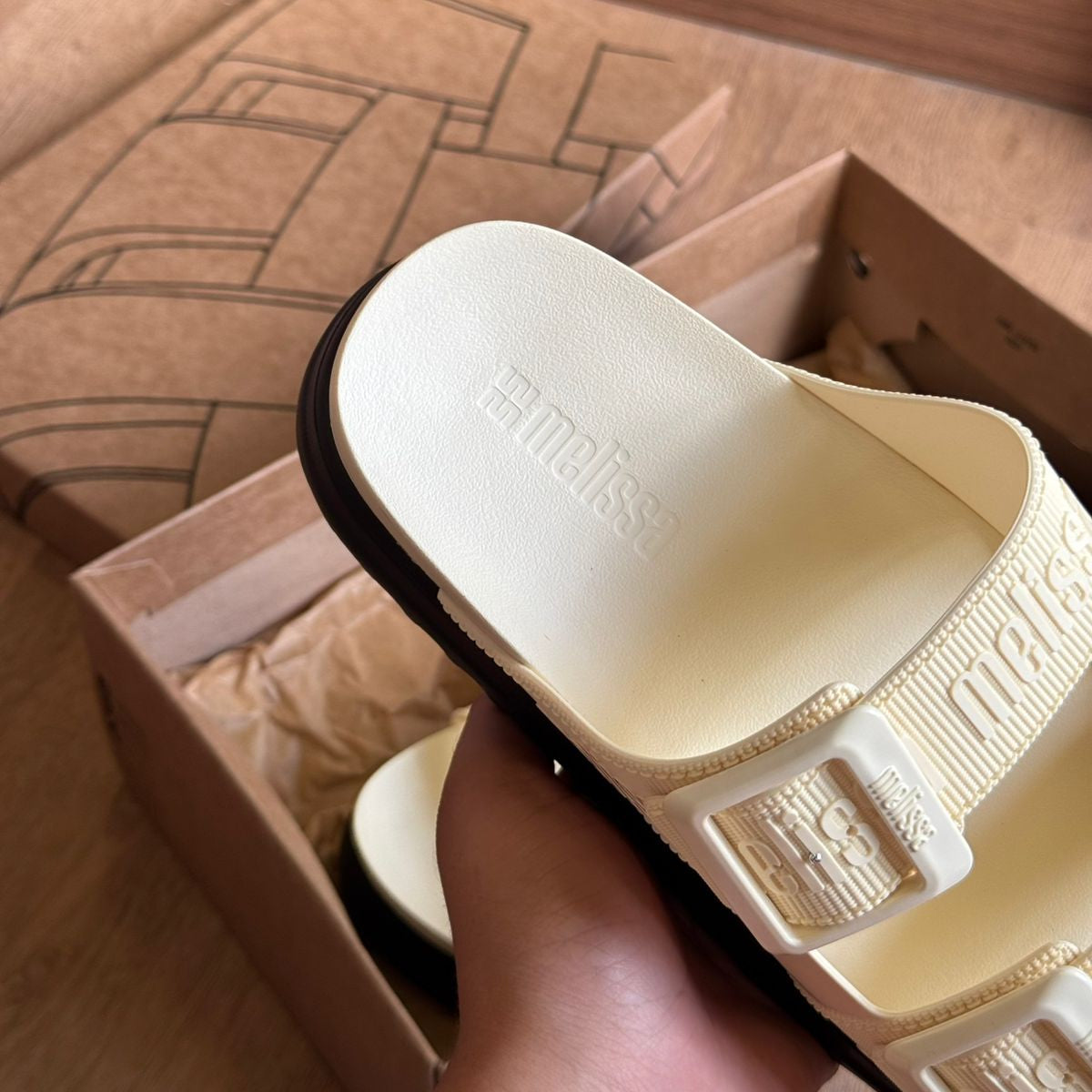 Sandália Melissa Cozy M-Lover Platform 35977