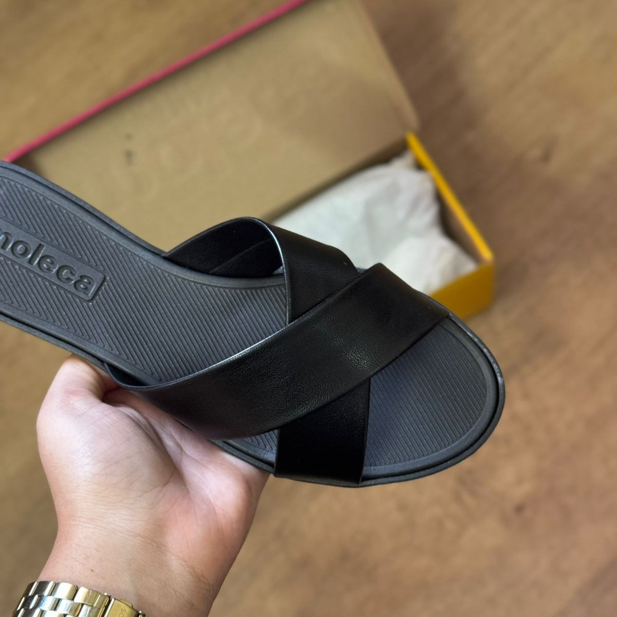 Sandália Rasteira Moleca em X 5532.100