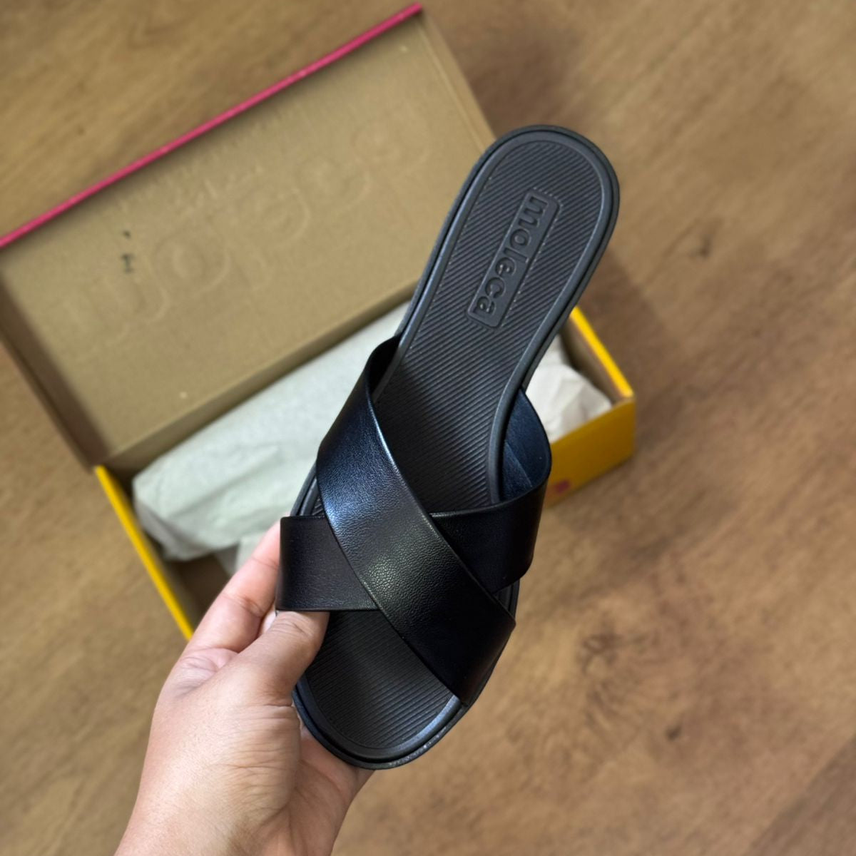 Sandália Rasteira Moleca em X 5532.100