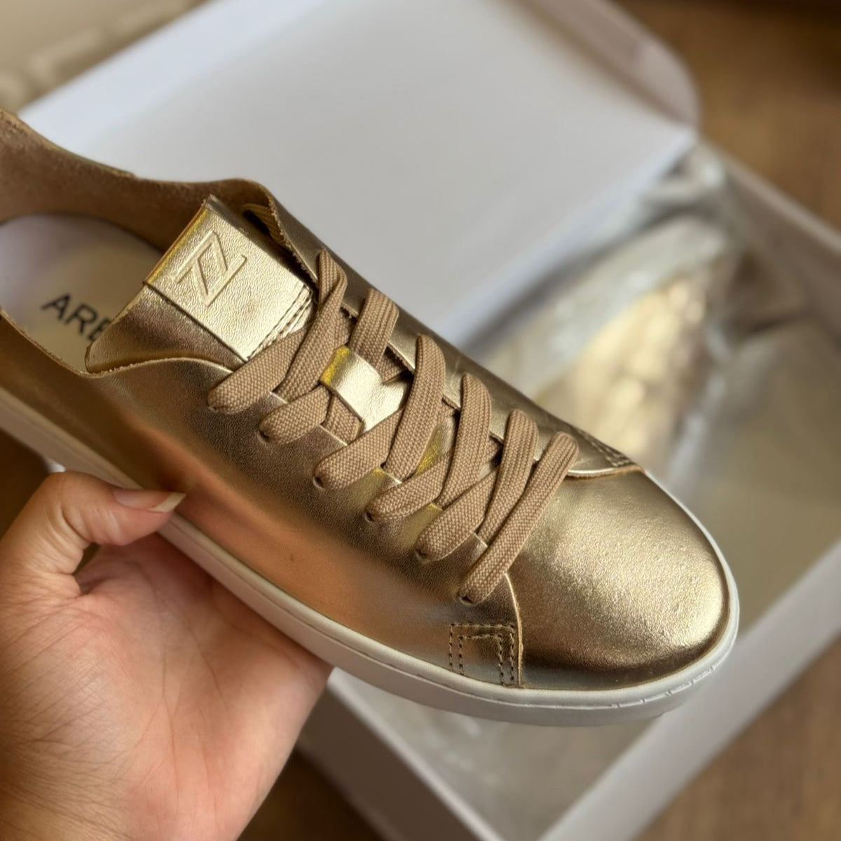 Tênis Arezzo Couro Casual A124030002