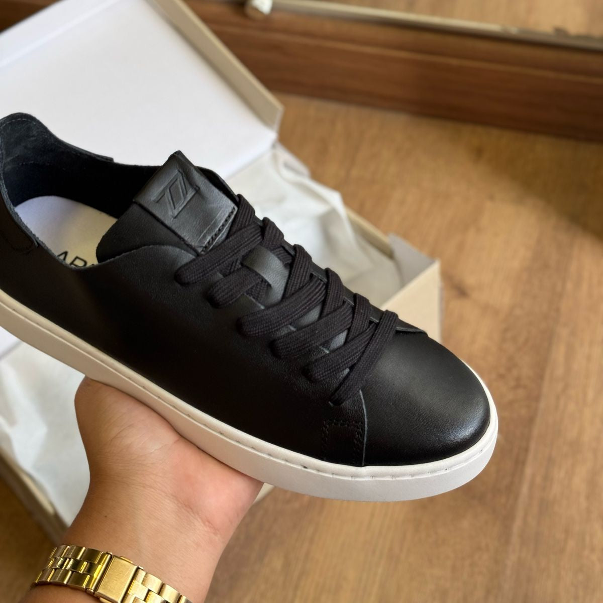 Tênis Arezzo Couro Casual A124030002