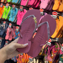 Havaianas Slim Square Glitter + Pin Estrela e Tartaruga (GRÁTIS)