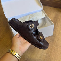 Sandália Arezzo Rasteira Couro Matelassê Velcro A120160149