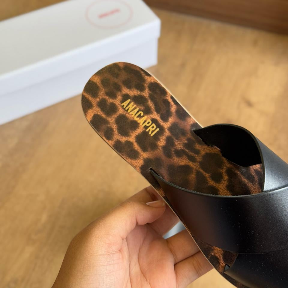 Rasteira Ana Capri Tiras Cruzadas Couro Animal Print C300140004