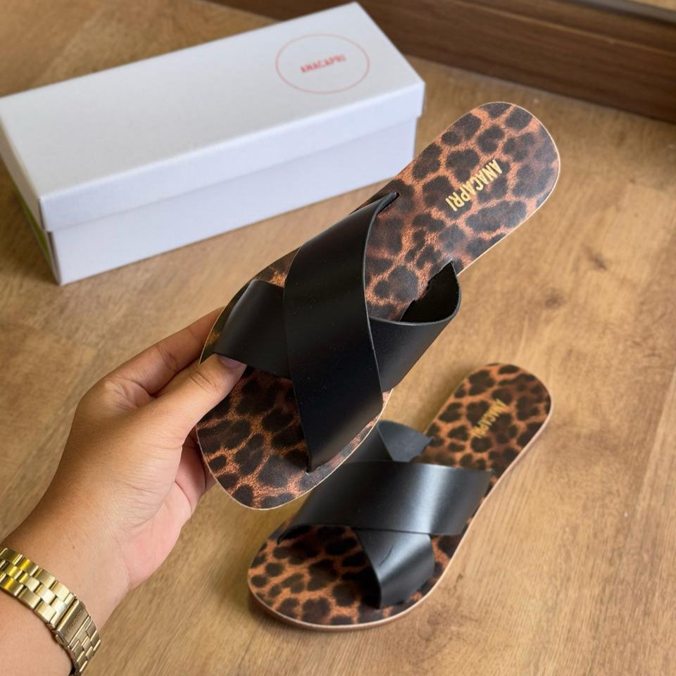 Rasteira Ana Capri Tiras Cruzadas Couro Animal Print C300140004
