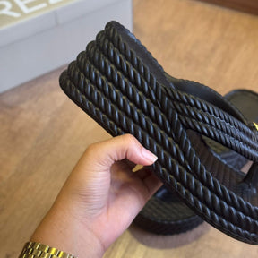 Tamanco Plataforma Arezzo Detalhe Dourado Z191430003