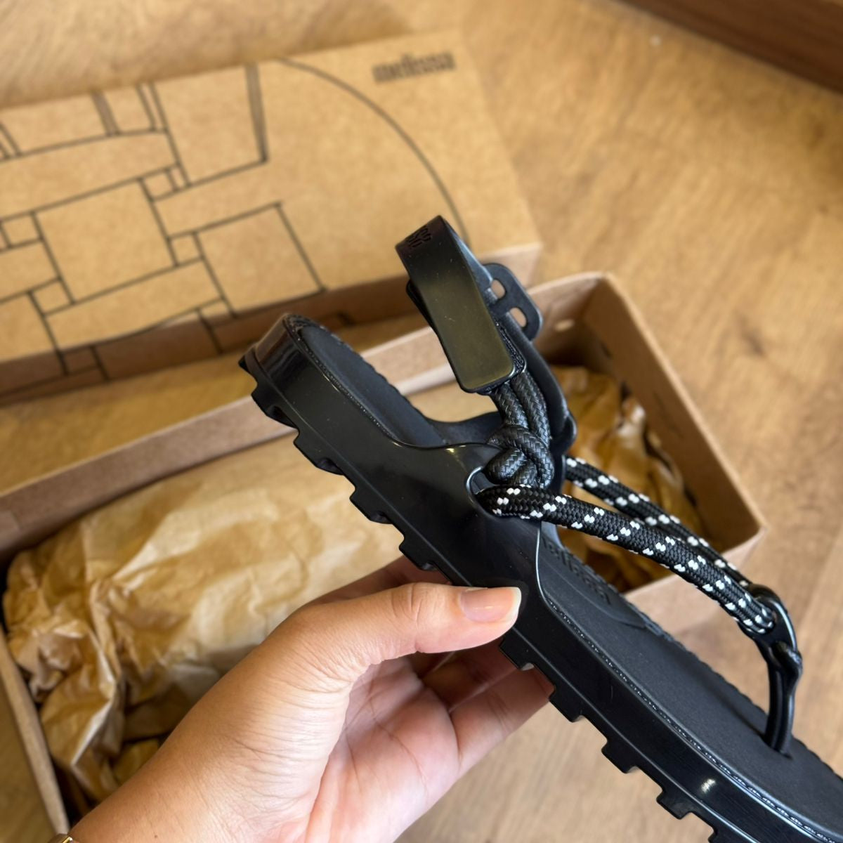 Sandália Melissa Bond Sandal 36733