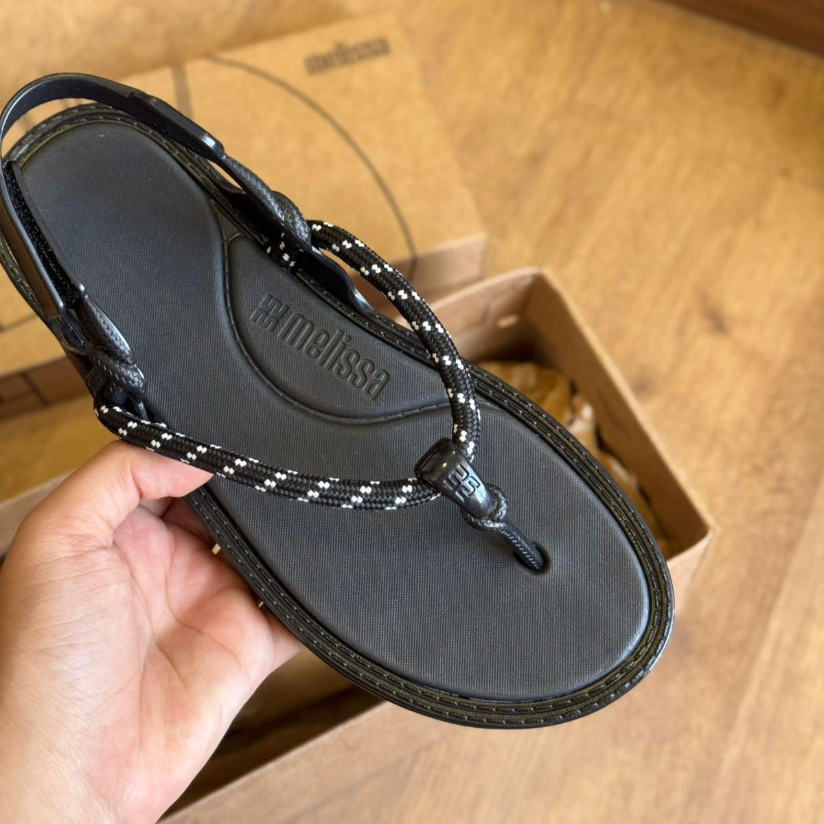 Sandália Melissa Bond Sandal 36733