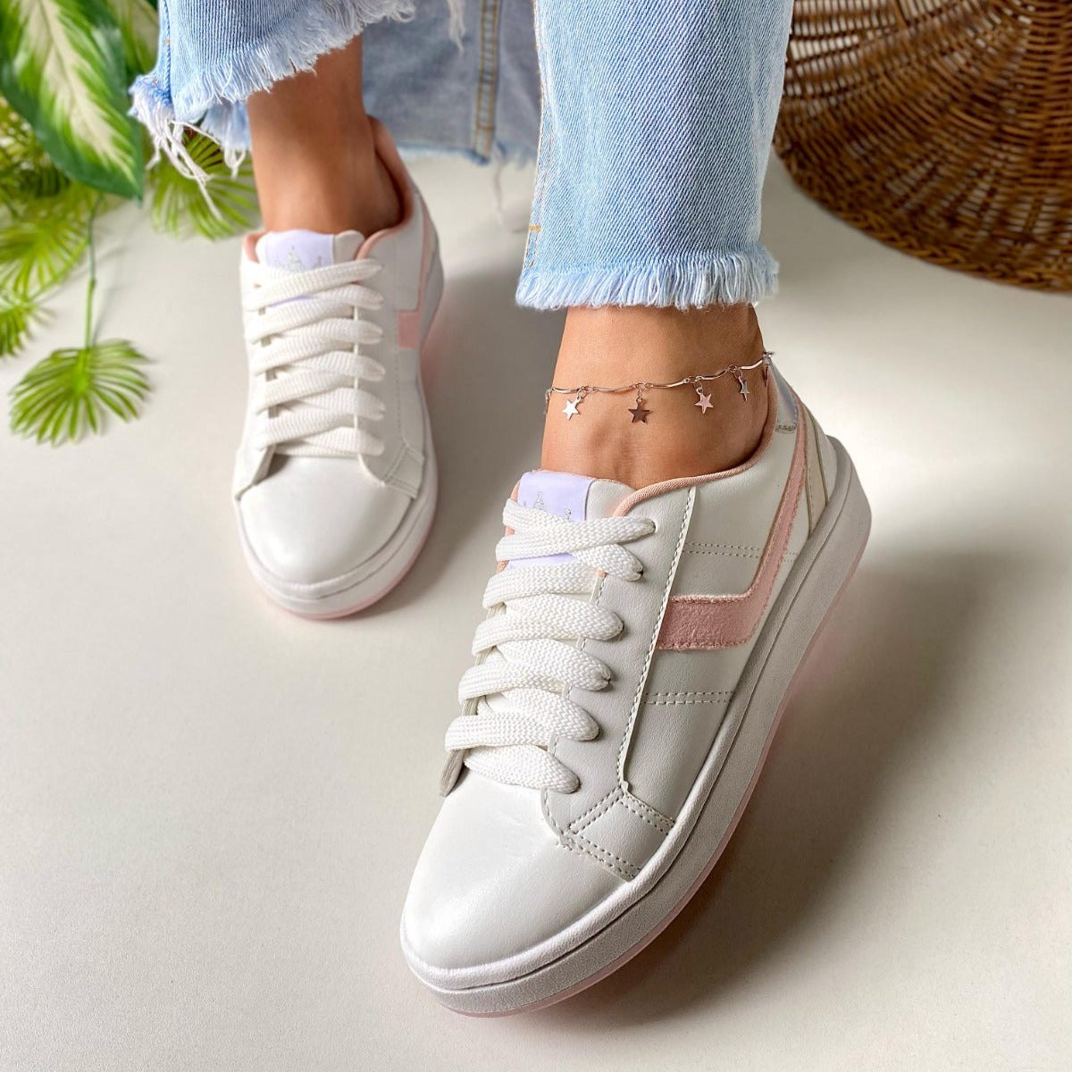 Tênis Skynner Casual Detalhe Lateral 25-605