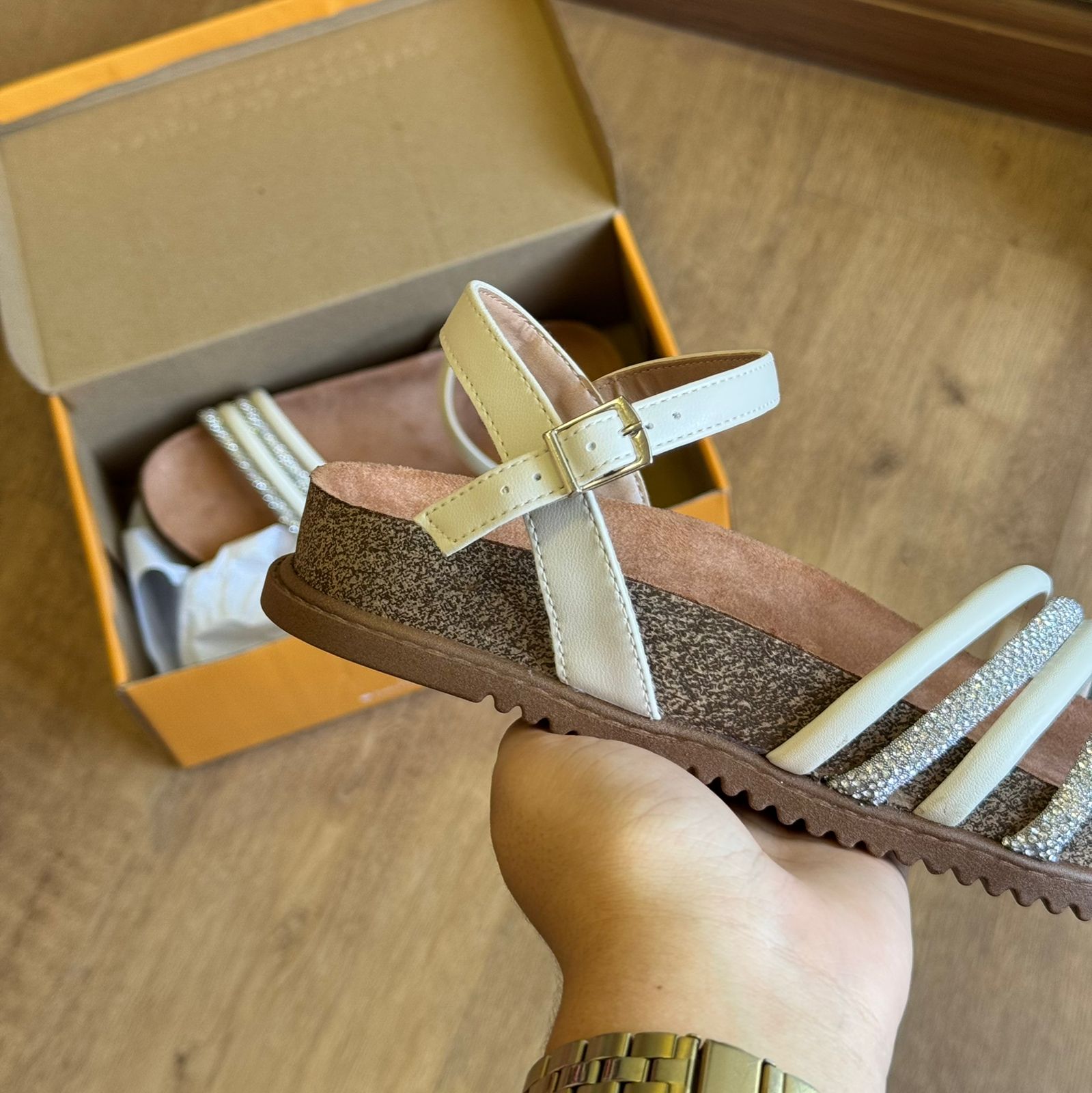 Sandália Beira Rio Tiras de Strass 8523.118