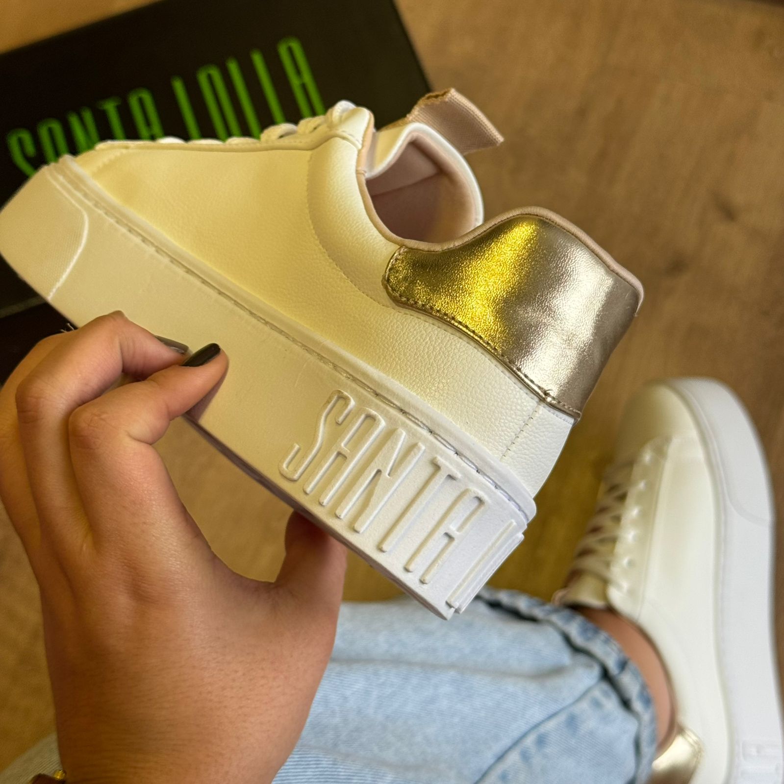 Tênis Santa Lolla Flatform Lolla Sport Com Detalhes Em Verde 038F.292E