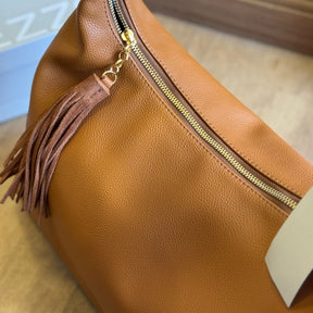 Bolsa Arezzo Hobo Grande Barbicacho A500110968
