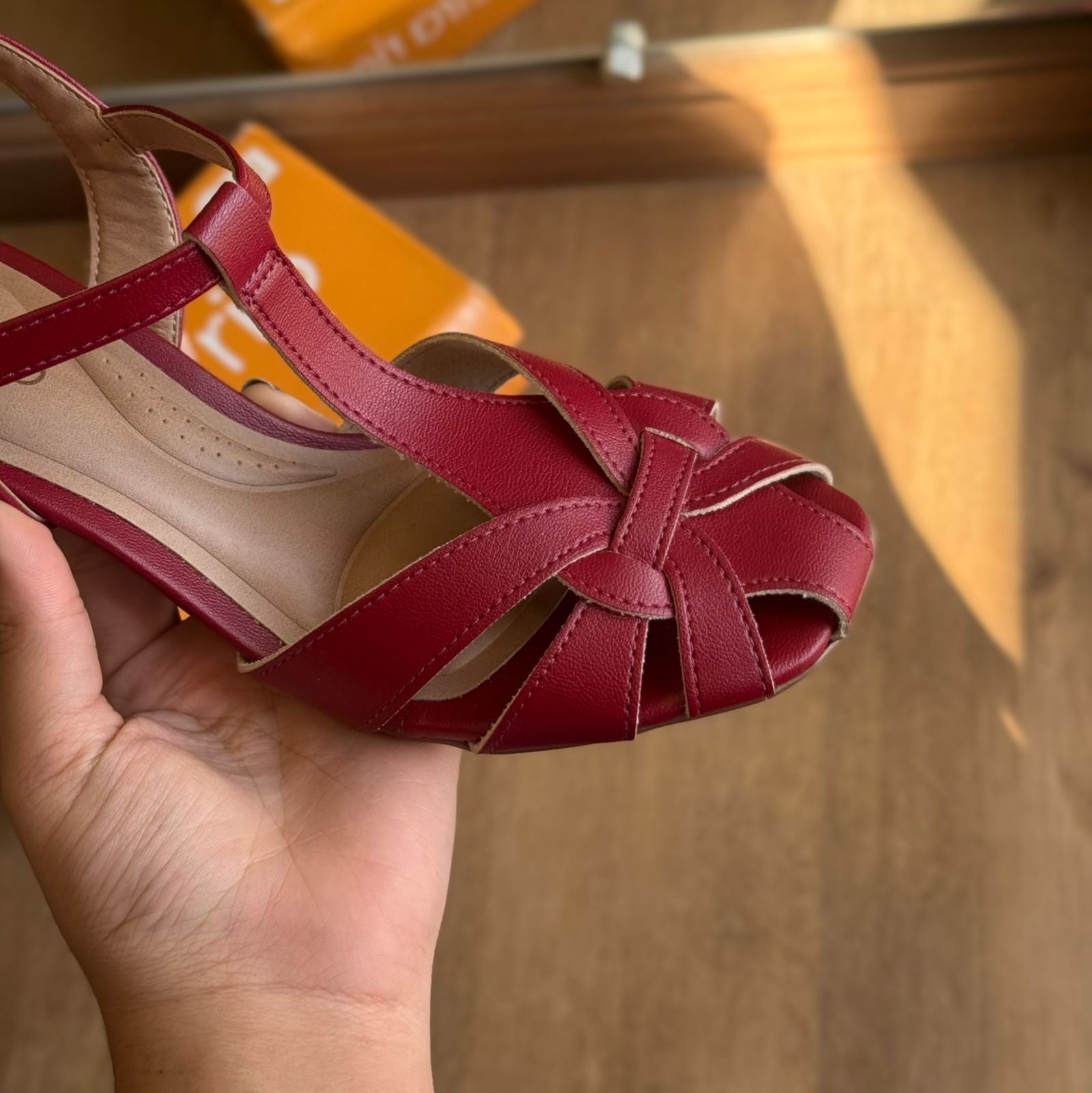 Sandália Beira Rio Salto Bloco Tiras Entrelaçadas 8436.242