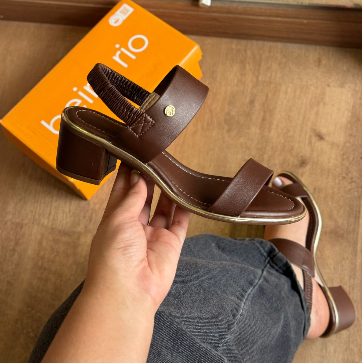 Sandália Beira Rio Salto Bloco 8379.221