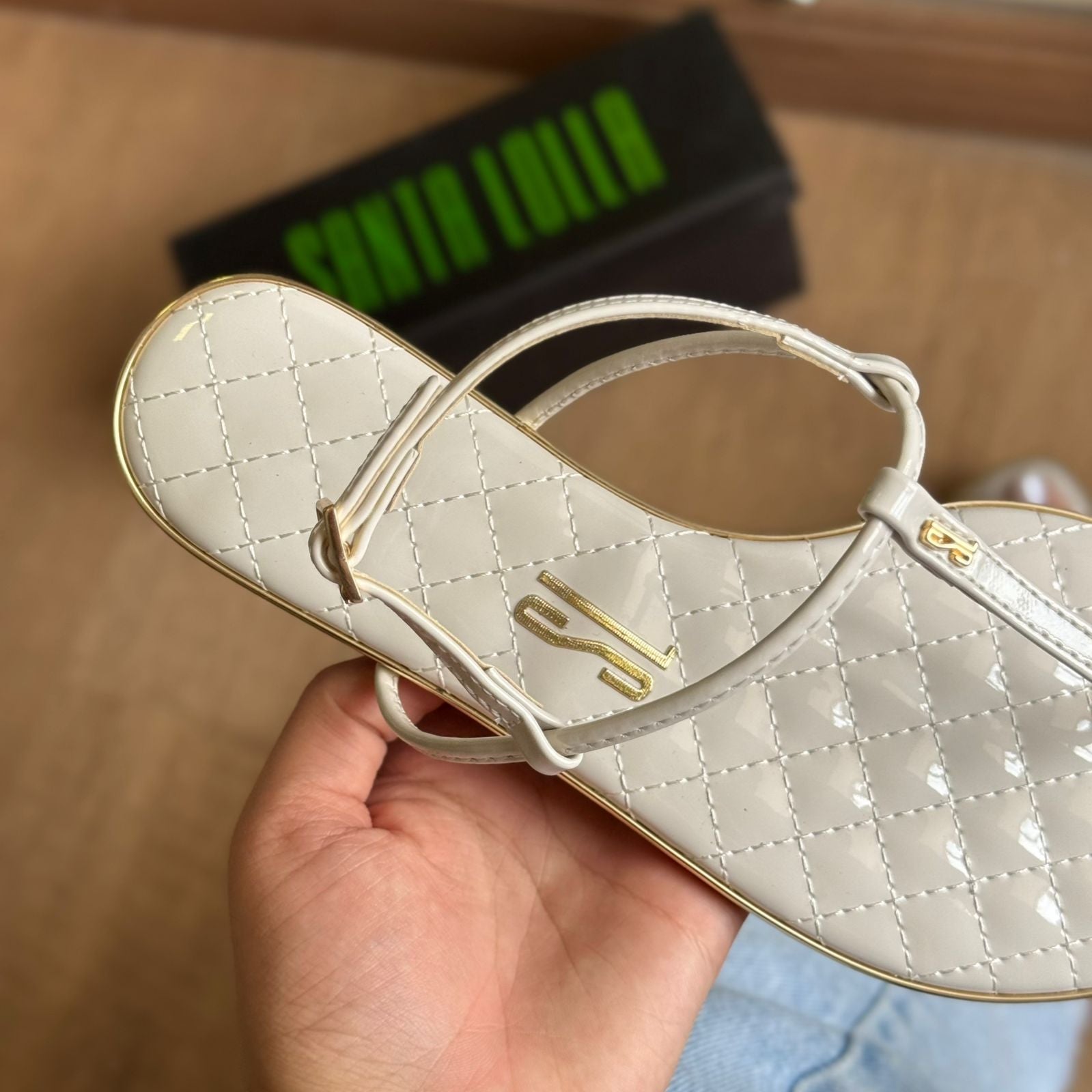 Rasteira Santa Lolla Verniz 0008.01D3.0010