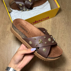 Sandália Papete Moleca em X Pedrarias 5500.112