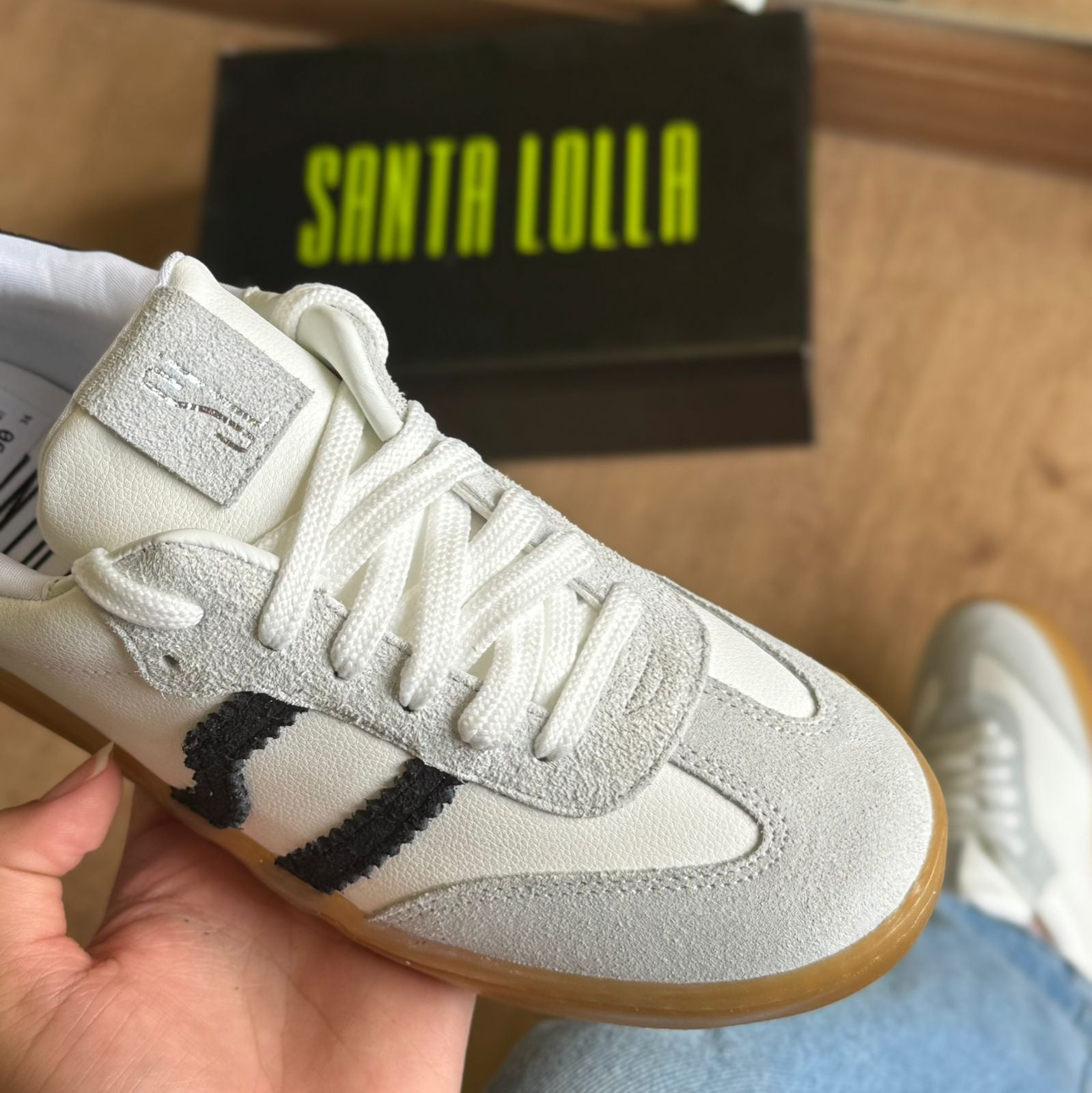 Tênis Santa Lolla Camurça Recortes 056D.4C9C.035A