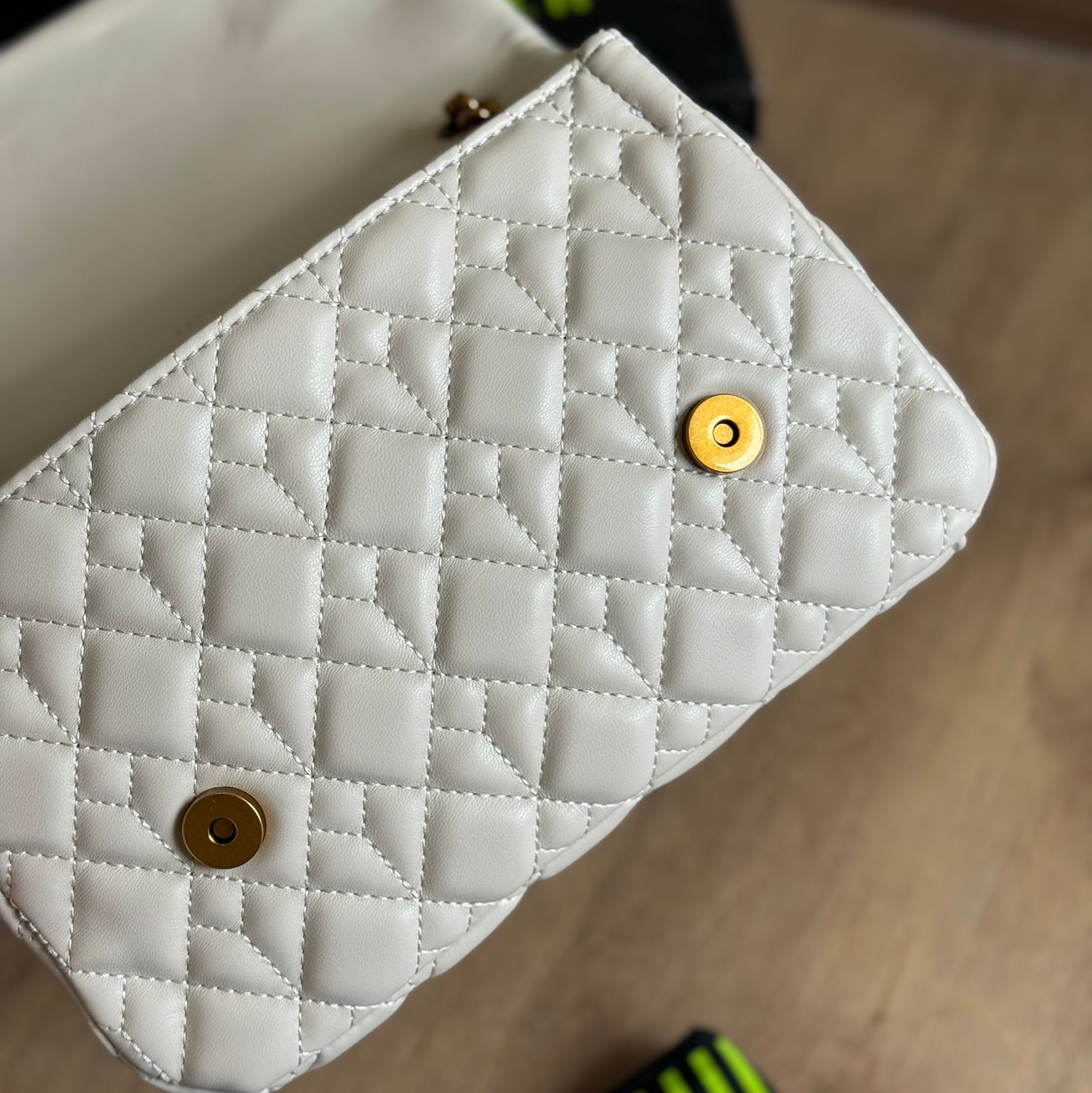 Bolsa Santa Lolla Soft 0452.2E12.037B