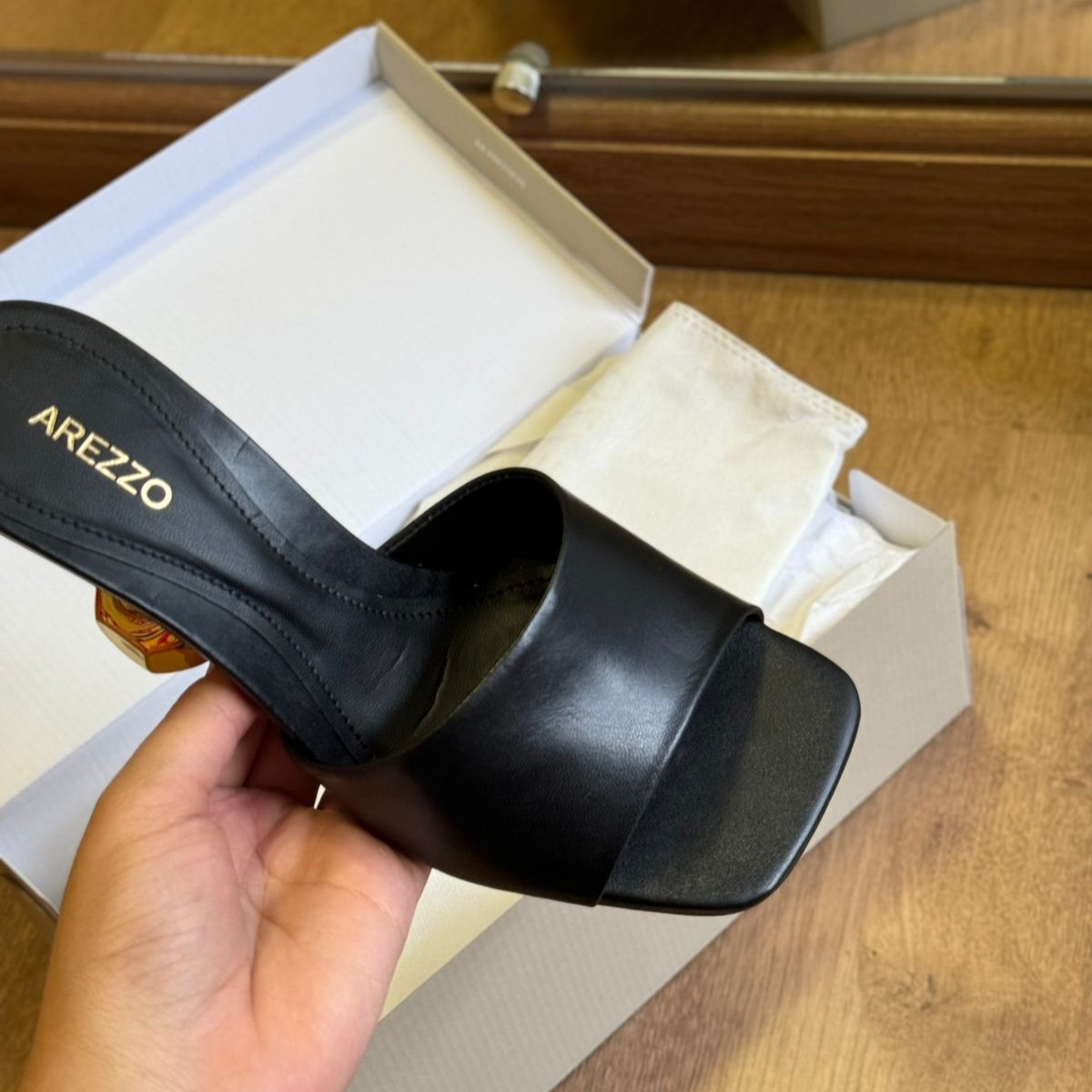 Mule Arezzo Couro Salto Geométrico A130780002