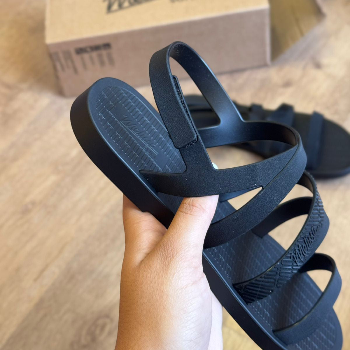 Sandália Melissa Sun 36063