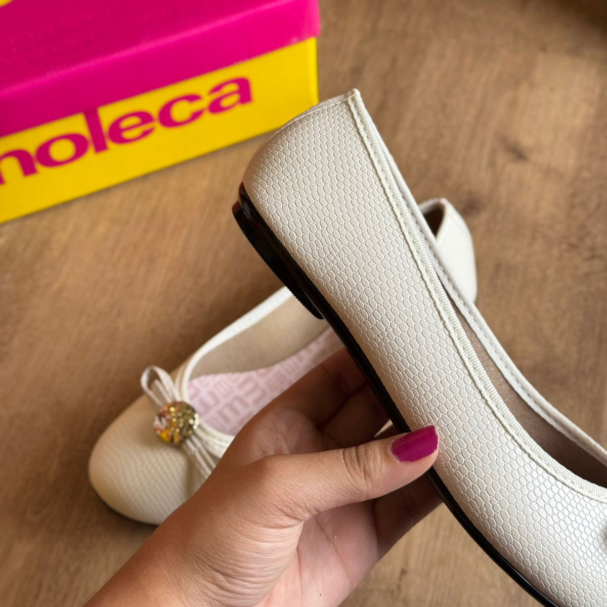 Sapatilha Moleca Detalhe Dourado 5726.135