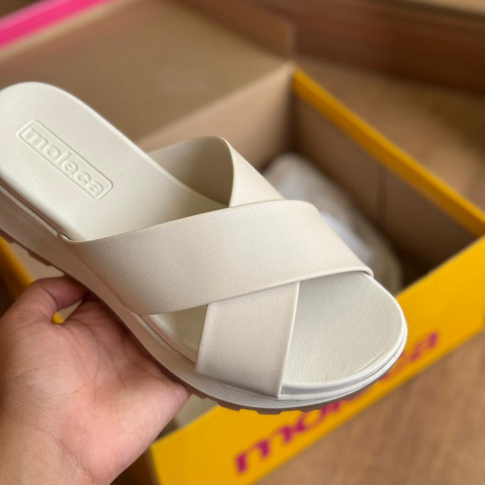 Sandália Moleca Tiras Cruzadas 5537.100