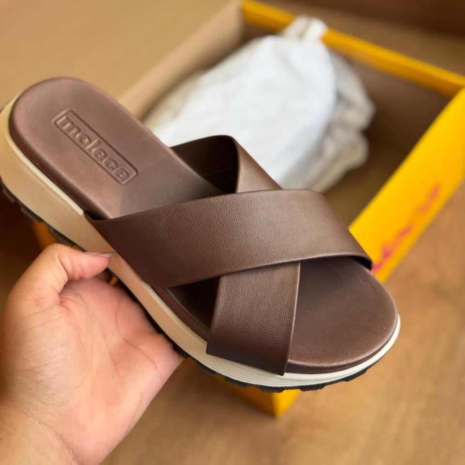 Sandália Moleca Tiras Cruzadas 5537.100