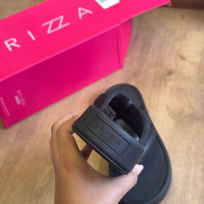 Sandália Arezzo Tiras Largas Brizza Z190100013