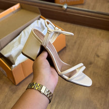 Sandália Beira Rio Salto Bloco com Tiras Finas 8436.213