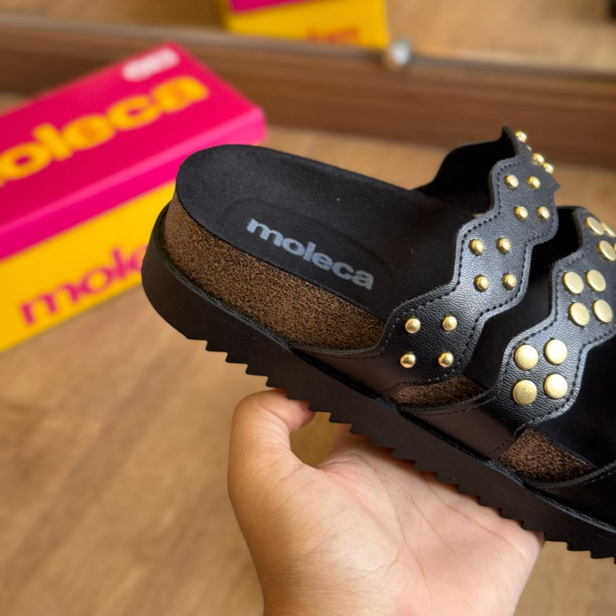 Sandália Moleca Papete com Pequenos Detalhes 5500.108