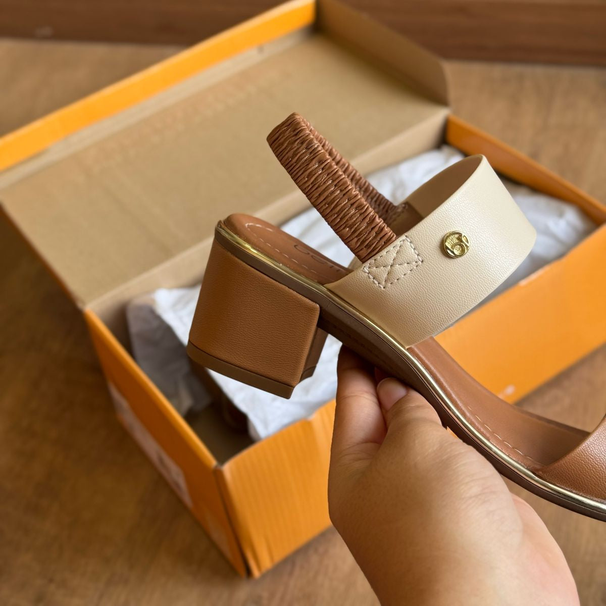 Sandália Beira Rio Salto Bloco 8379.221