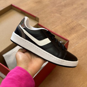 Tênis Skynner Casual Detalhe Lateral 25-605