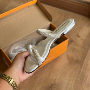 Sandália Beira Rio Tiras Entrelaçadas Brilhosas 8263.976