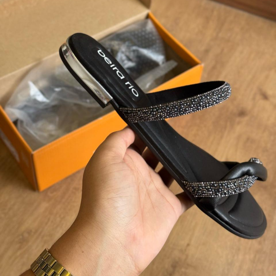 Sandália Beira Rio Tiras Entrelaçadas Brilhosas 8263.976